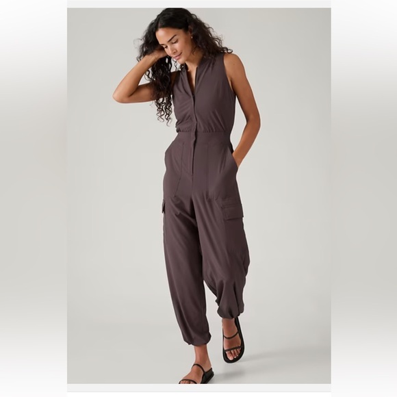 Athleta Pants - Athleta Dark Brown Jumpsuit 🐻